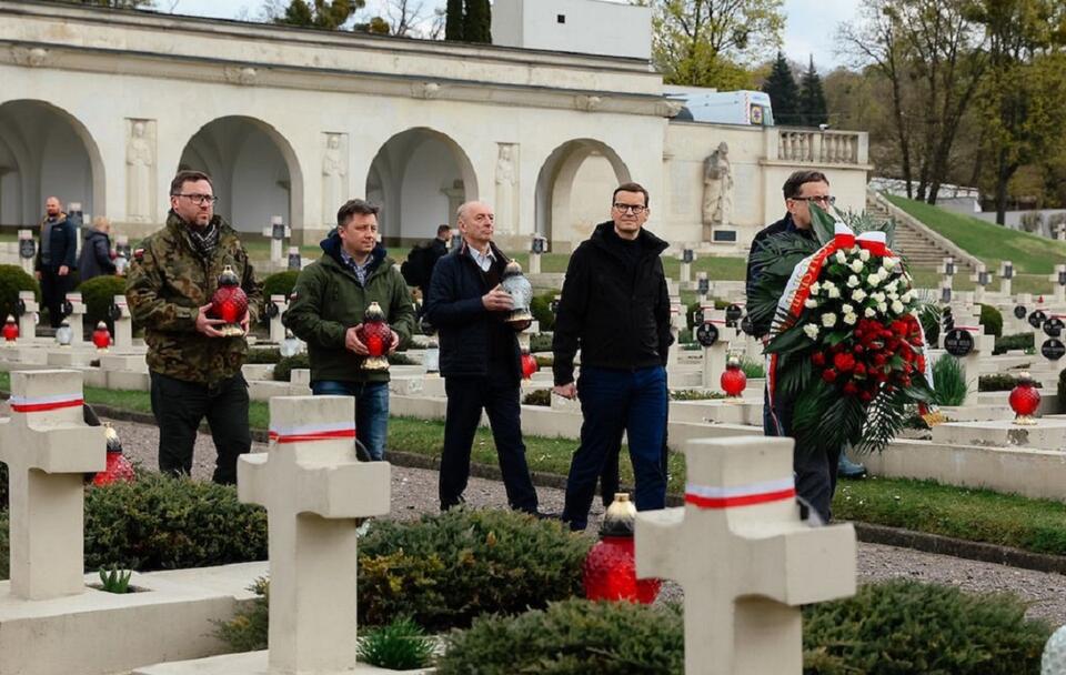 Premier Mateusz Morawiecki na Cmentarzu Orląt Lwowskich / autor: Krystian Maj/KPRM