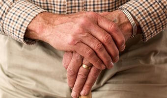 Ekspert: bez radykalnych zmian wiek emerytalny wyniesie 70 lat, a emerytury będą głodowe