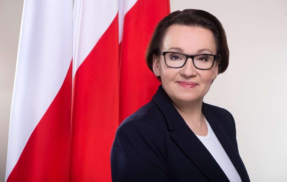 Anna Zalewska wystosowała pytania do prezesa i sędziów TSUE. / autor: Fratria