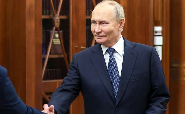 Media: Rosja sprzedaje Arabii Saudyjskiej zboże ukradzione Ukrainie / autor: PAP