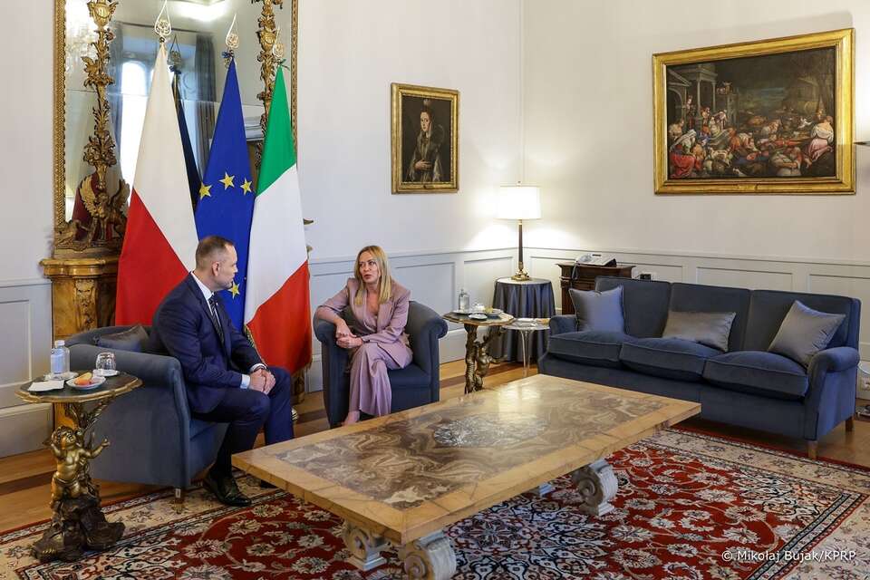 Prezydent Karol Nawrocki podczas spotkania z premier Włoch Giorgią Meloni / autor: Mikołaj Bujak/KPRP