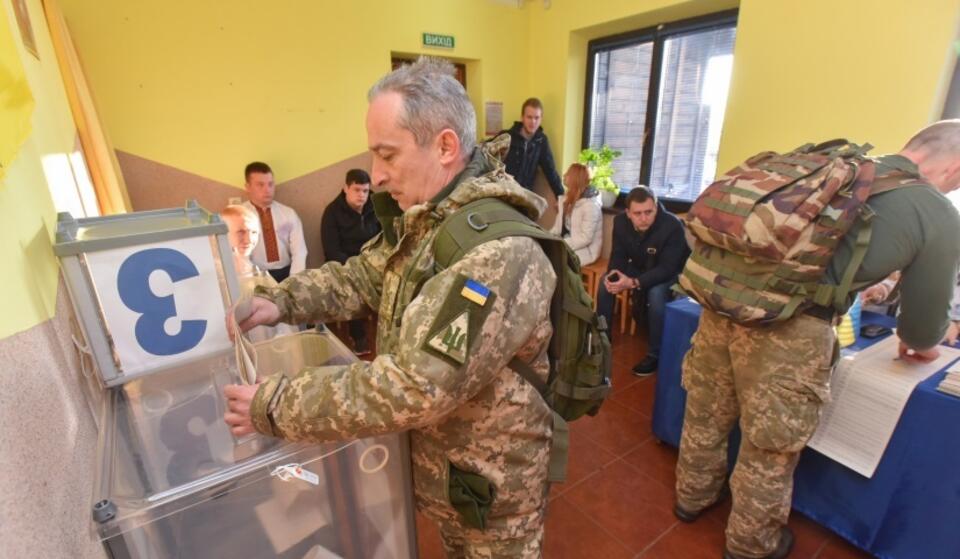 Wybory na Ukrainie  / autor: PAP/EPA