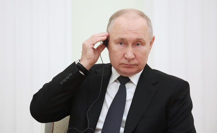 Ukraina: Putin kieruje Redutą