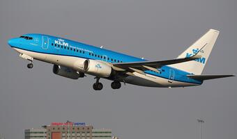 Linie KLM proszą pilotów o pomoc w ładowaniu bagaży