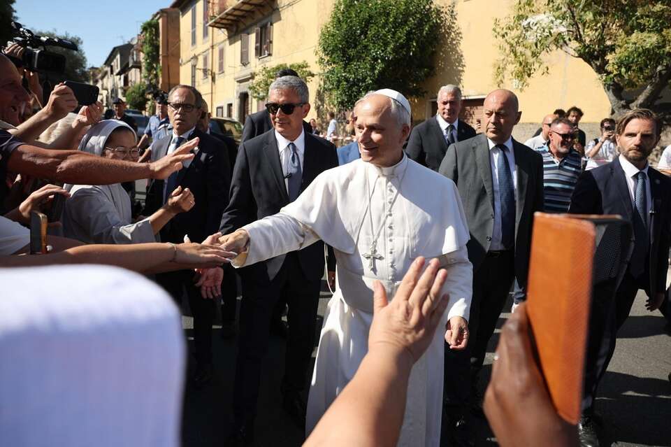 Ojciec Święty Leon XIV w Castel Gandolfo / autor: PAP/EPA