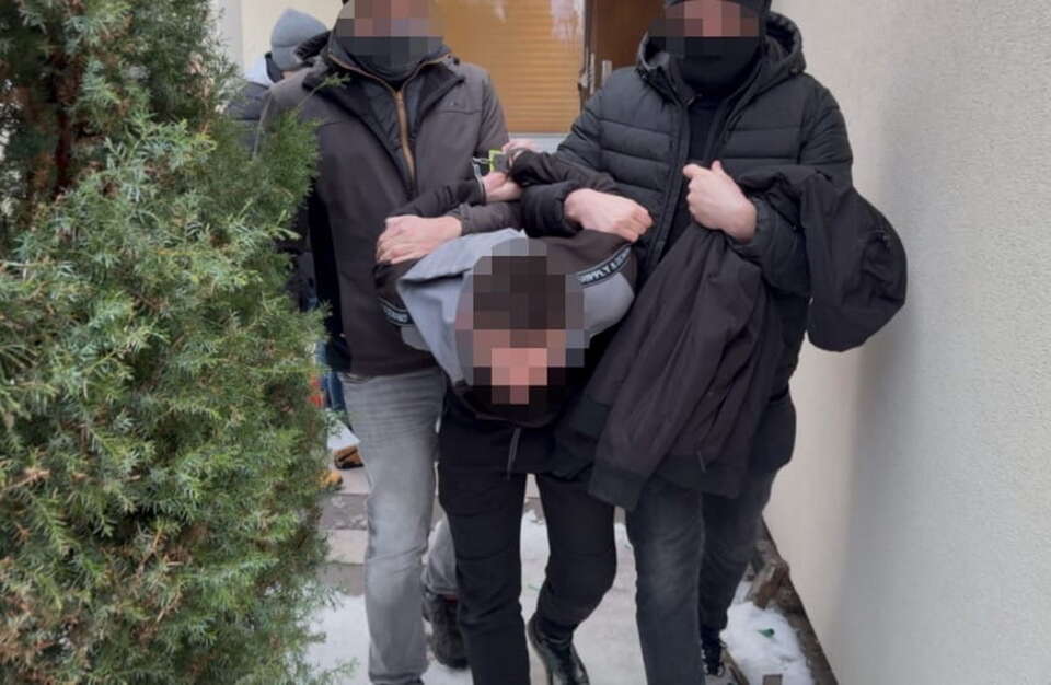 Zatrzymanie podejrzanych / autor: X/Policja_KSP