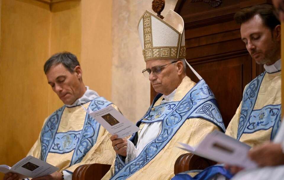 Papież przewodniczy nieszporom w Domus Australia / autor: Vatican Media 