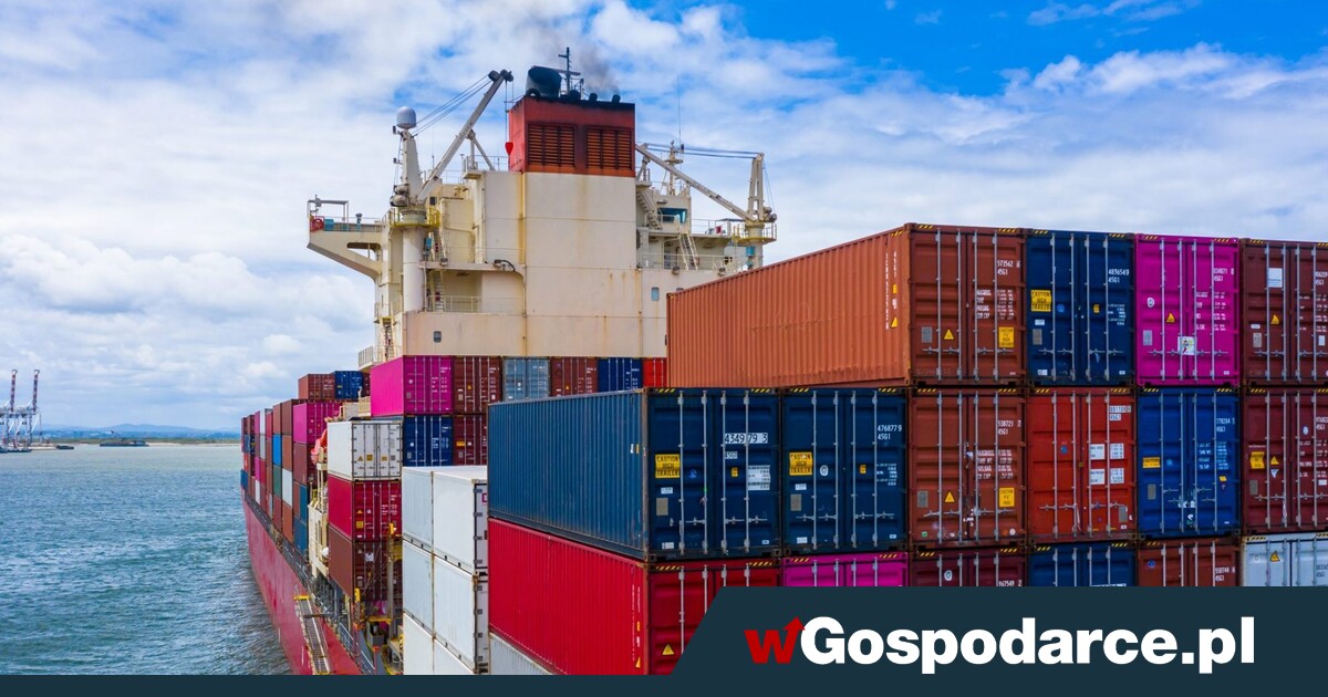 Chińskie towary płyną do Europy dużo krótszą trasą!