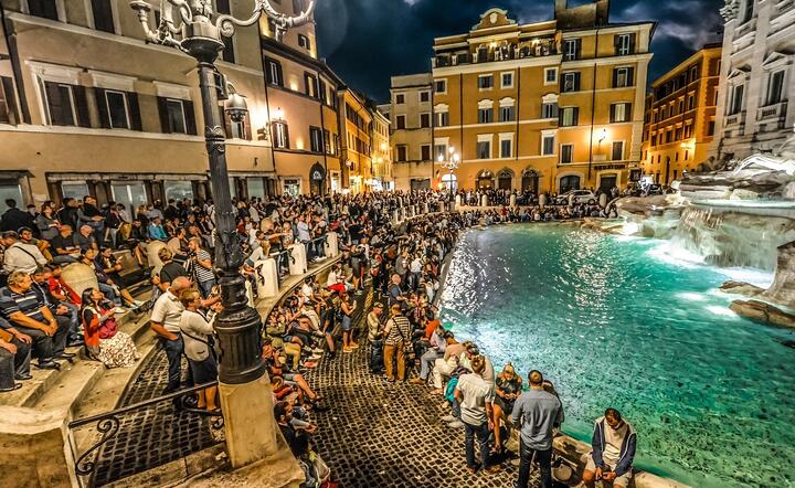 Włochy: Taksówka gratis dla... pijanych po imprezach
