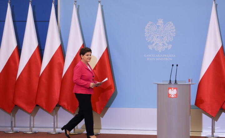 Premier Beata Szydłow KPRM podczas konferencji prasowej dotyczącejrekonstrukcji rządu, fot. PAP/Paweł Supernak