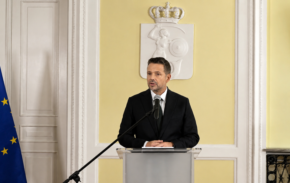 Rafał Trzaskowski / autor: screenshot YouTube Rafał Trzaskowski/poprawa jakości AI